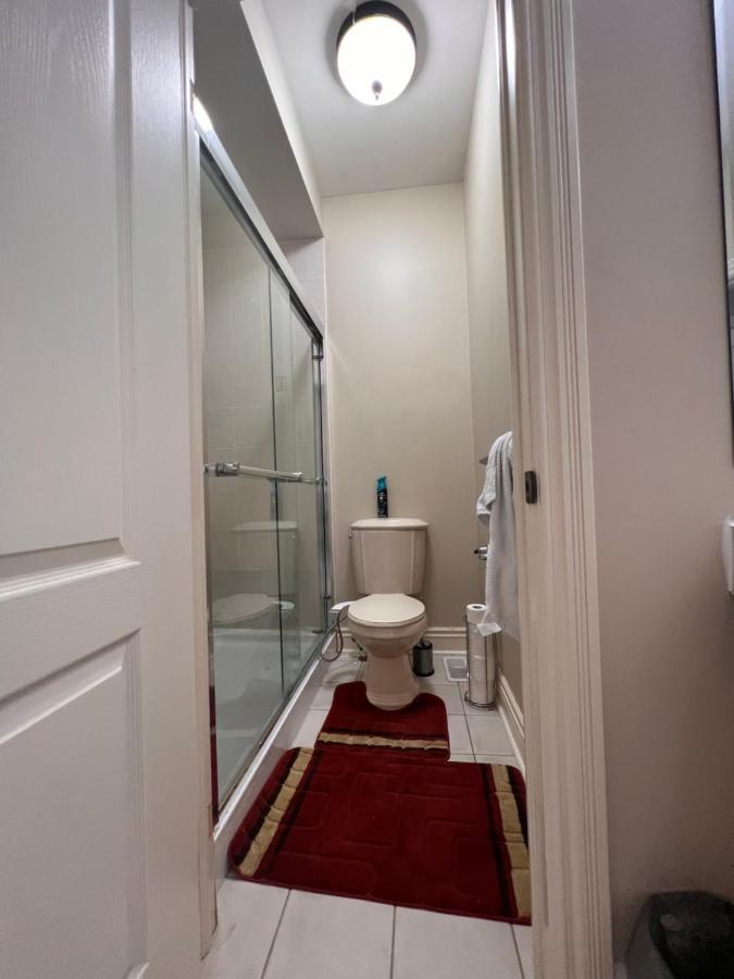 Spacious Detached In Brampton Kültér fotó