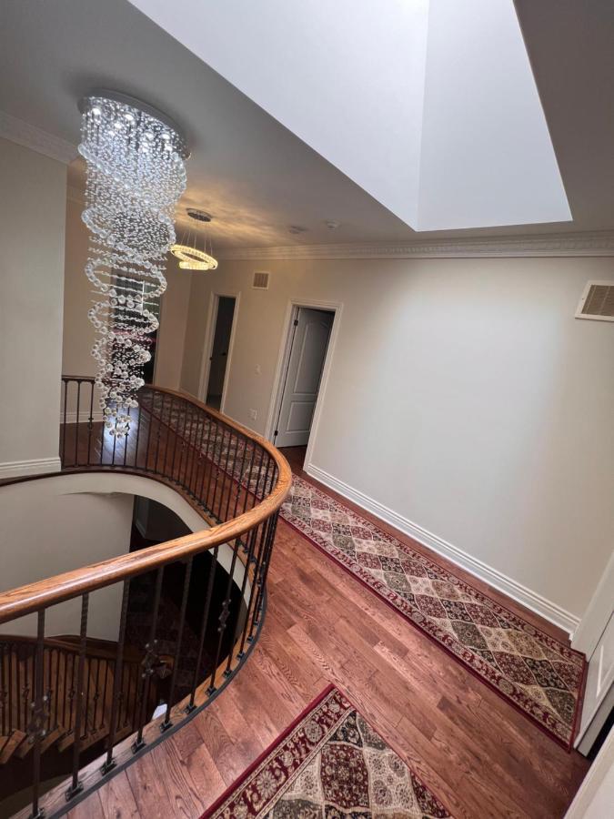 Spacious Detached In Brampton Kültér fotó